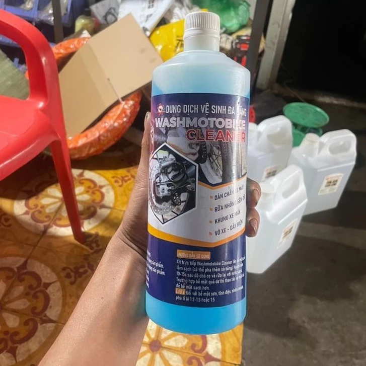 Tẩy nhớt cháy trong khoang máy